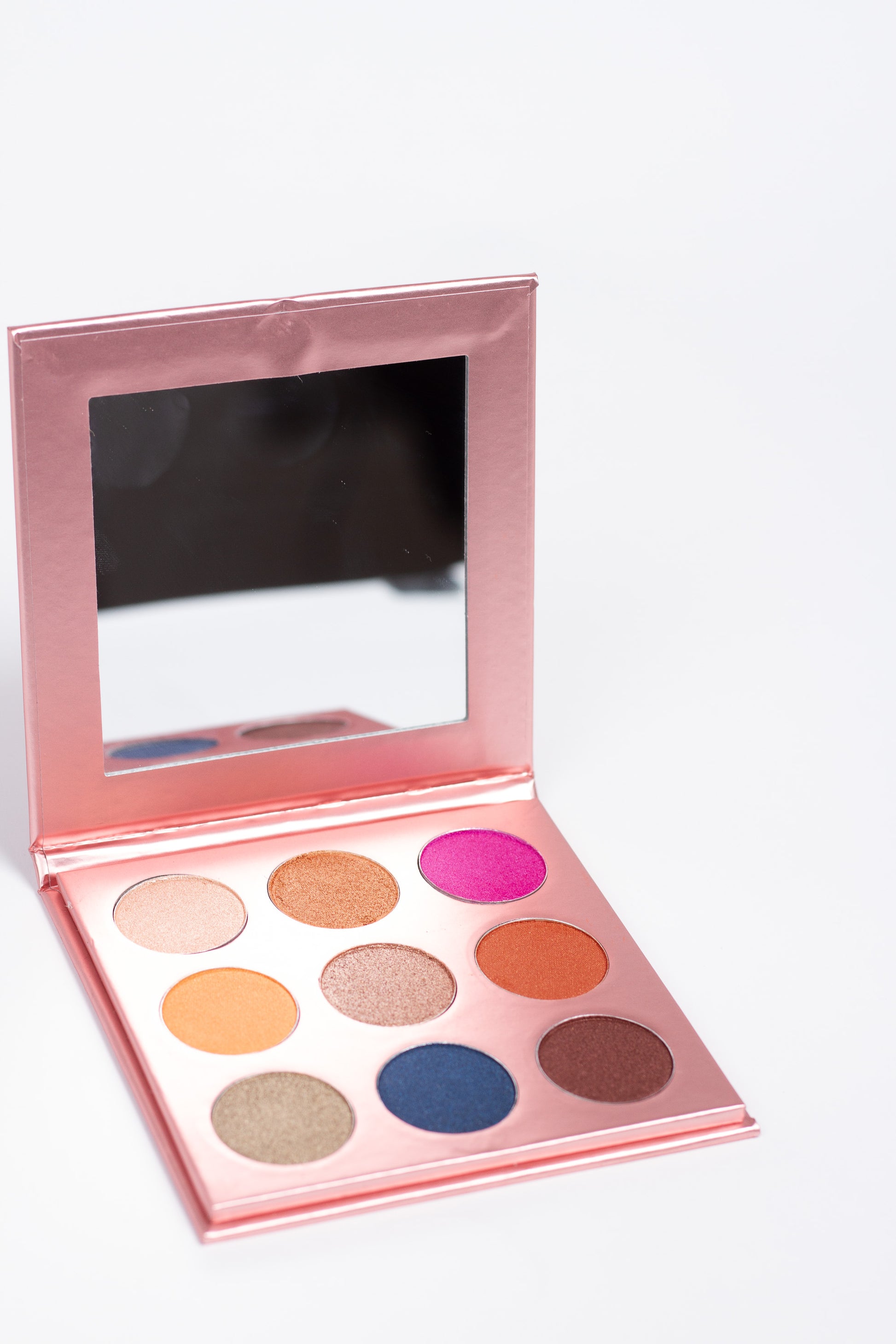 Pretty Woman Cosmetics Beauty Palette — 9 Eyeshadow Shades for Day to Night Looks